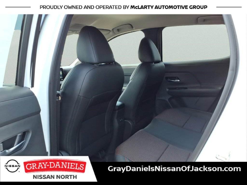 New 2027 Nissan Kicks SR FWD image 27