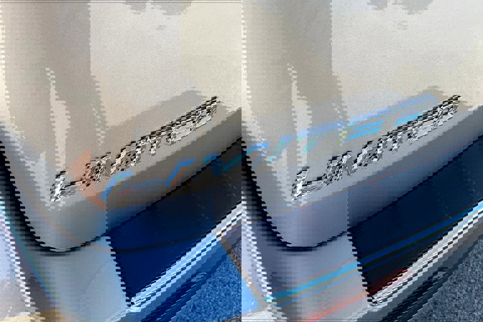 Used 2023 Ford Explorer Limited image 8