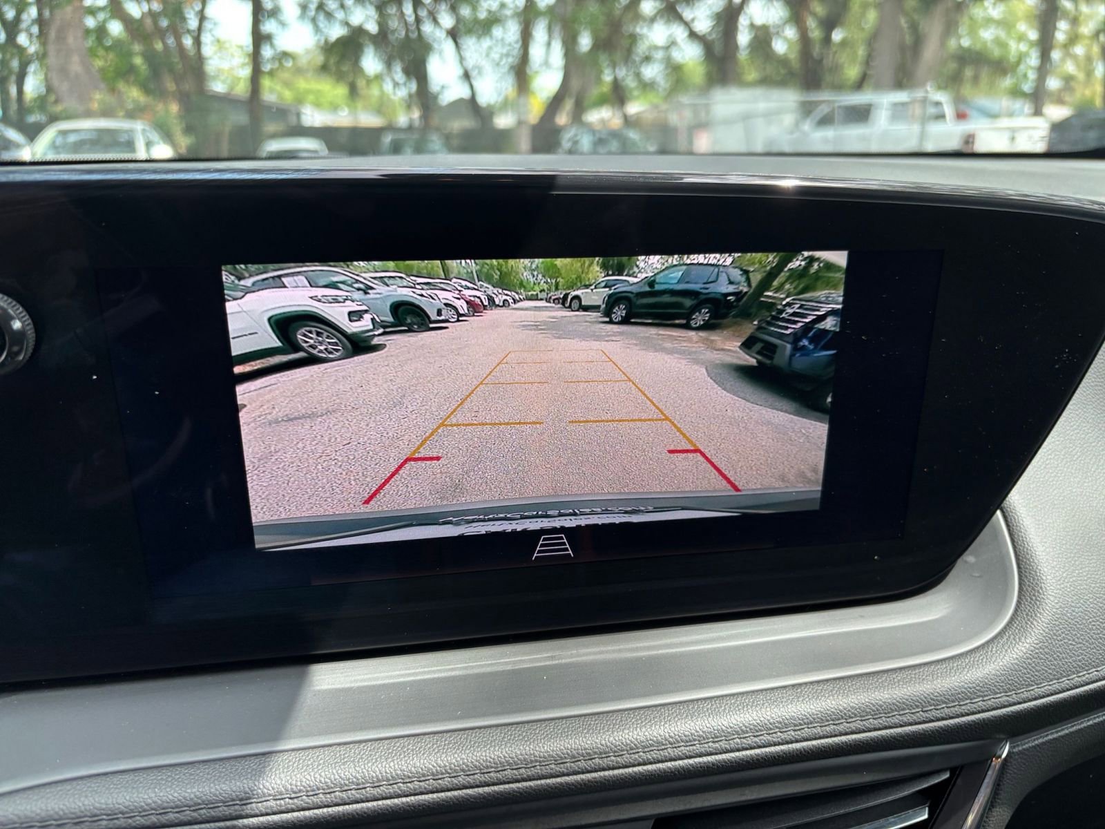 Used 2025 Buick Encore GX Preferred FWD image 23