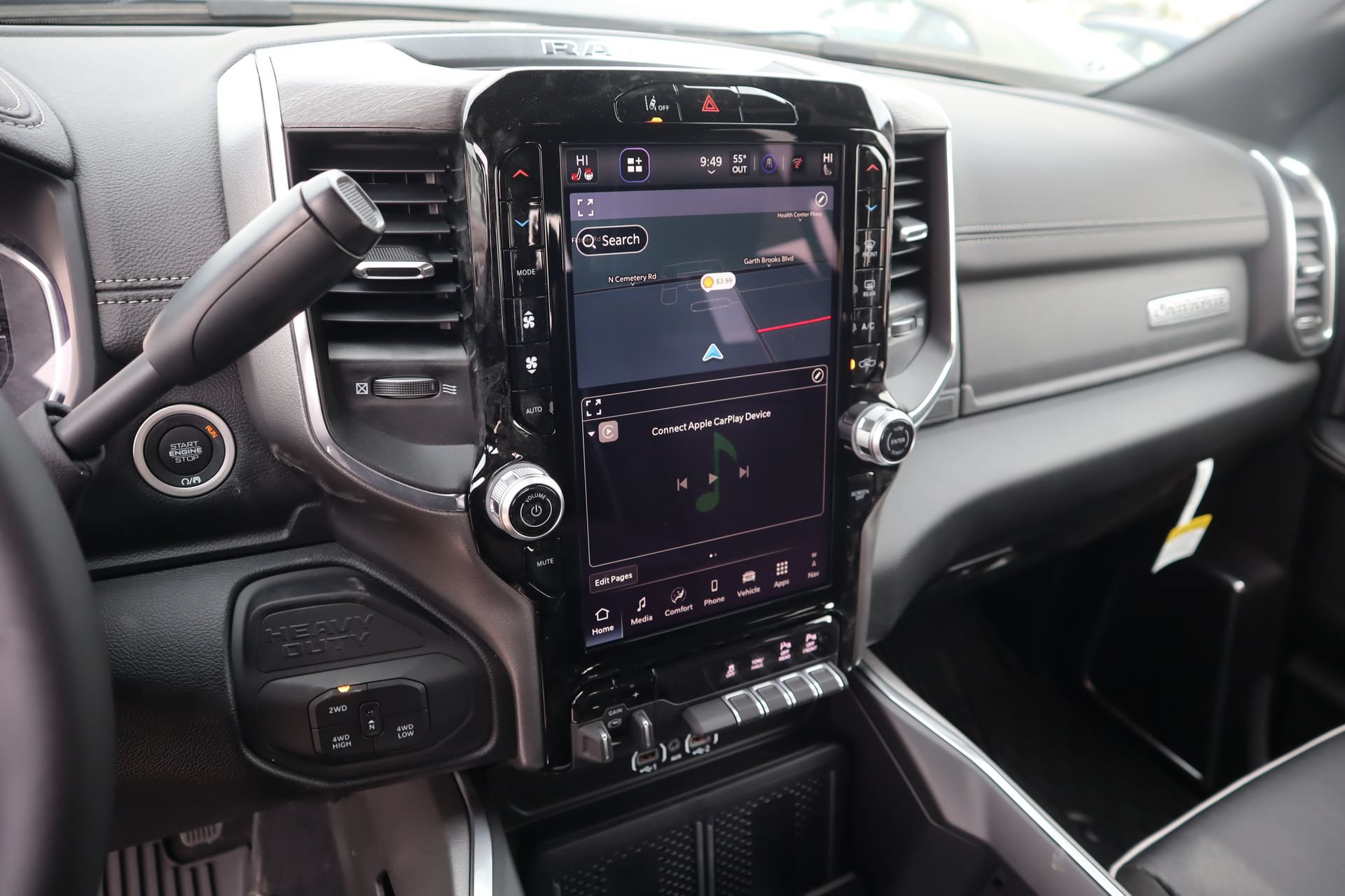 New 2026 RAM 2500 Laramie AWD/4WD image 5