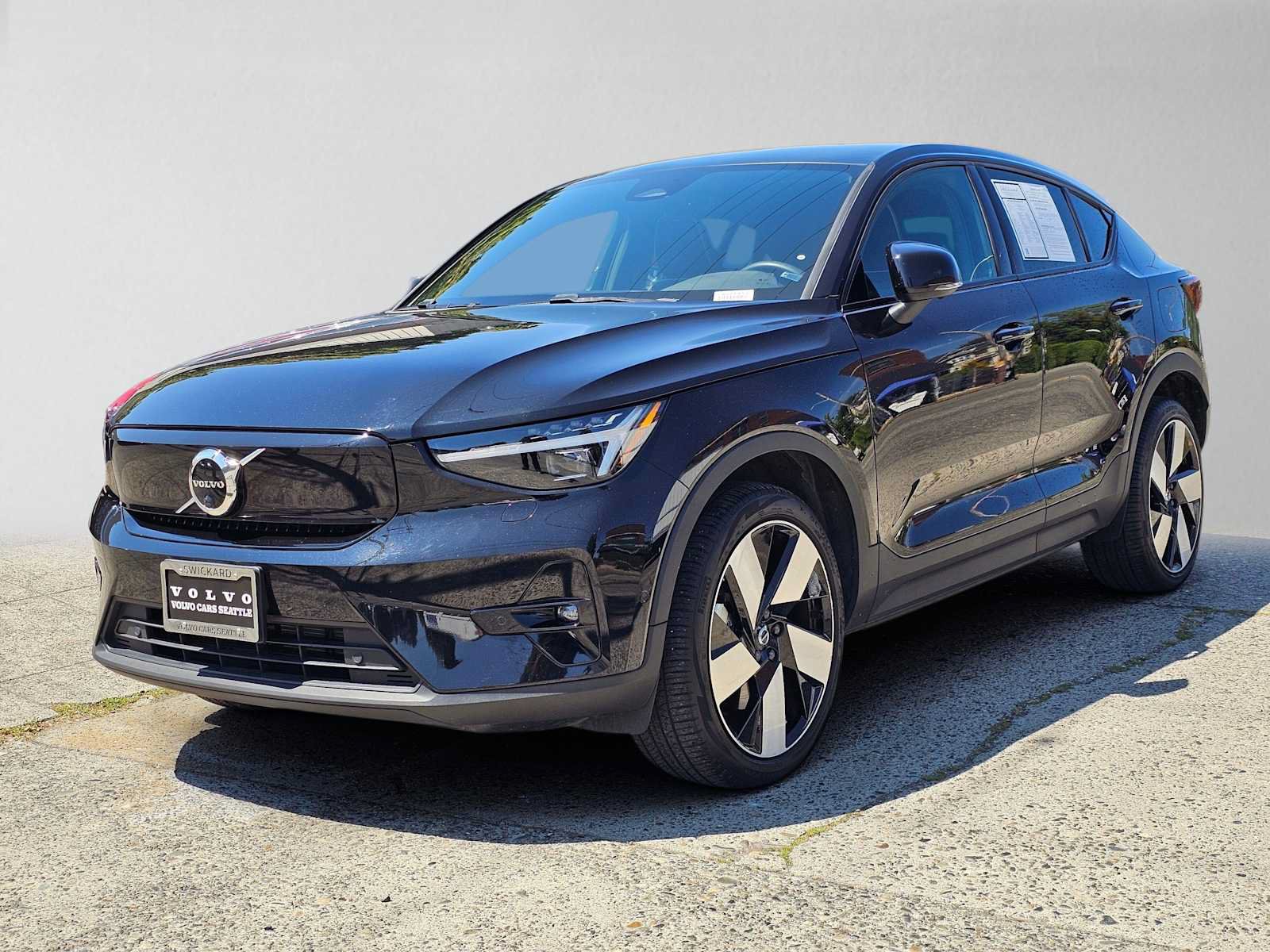 Certified 2023 Volvo C40 P8 Recharge Ultimate AWD/4WD image 7