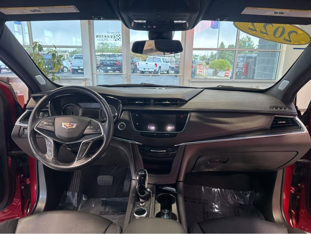 Used 2022 Cadillac XT5 Premium Luxury AWD/4WD image 17