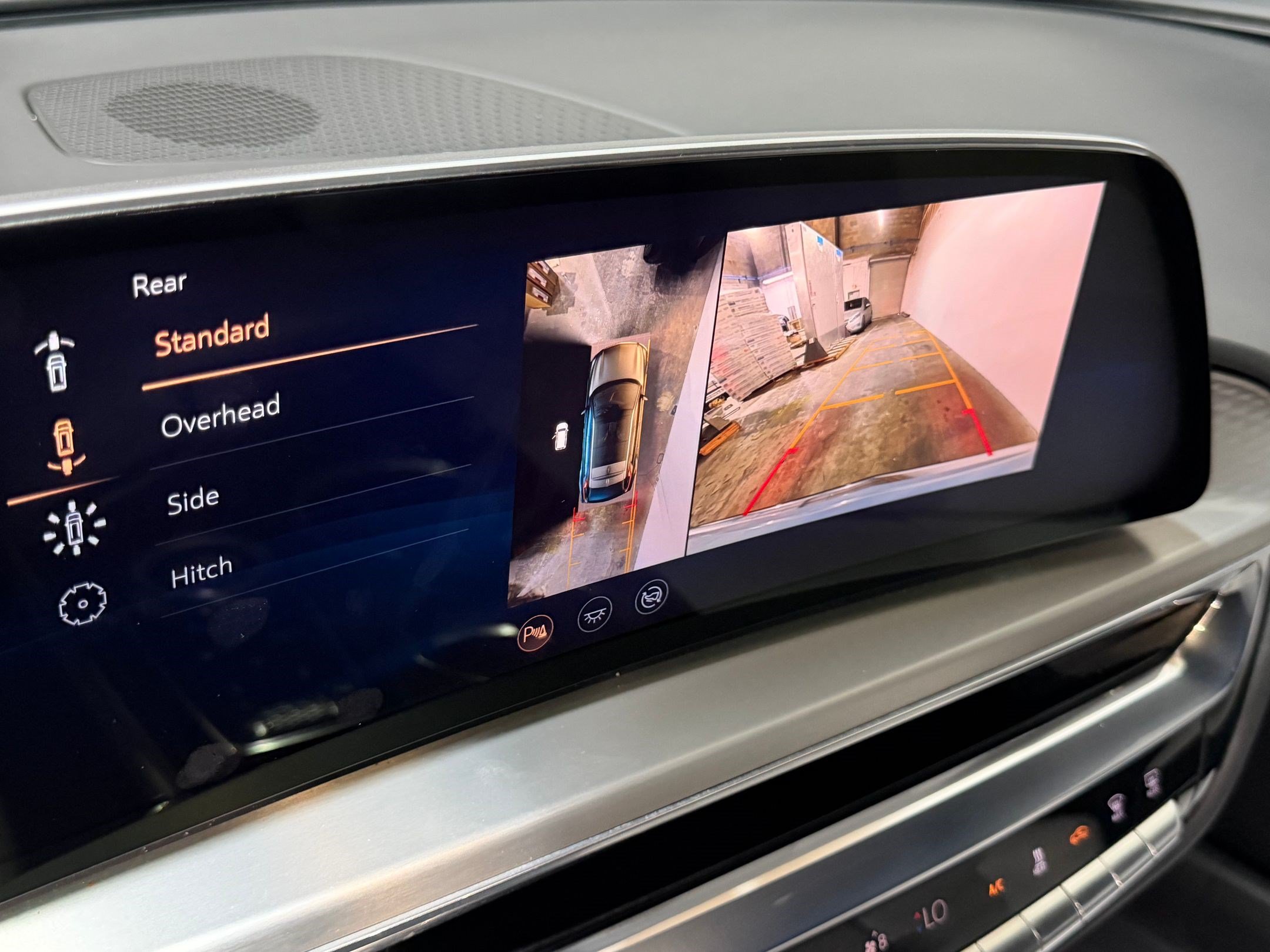 Certified 2024 Cadillac Lyriq Luxury AWD/4WD image 17