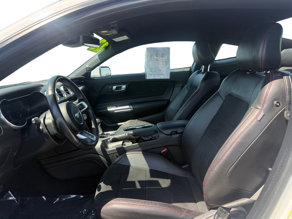 Used 2022 Ford Mustang GT Premium w/ Equipment Group 401A RWD image 10