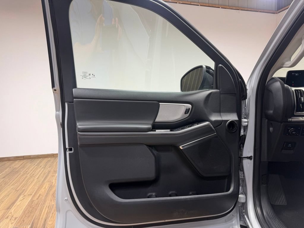 Certified 2025 Ford Expedition Max Active AWD/4WD image 29