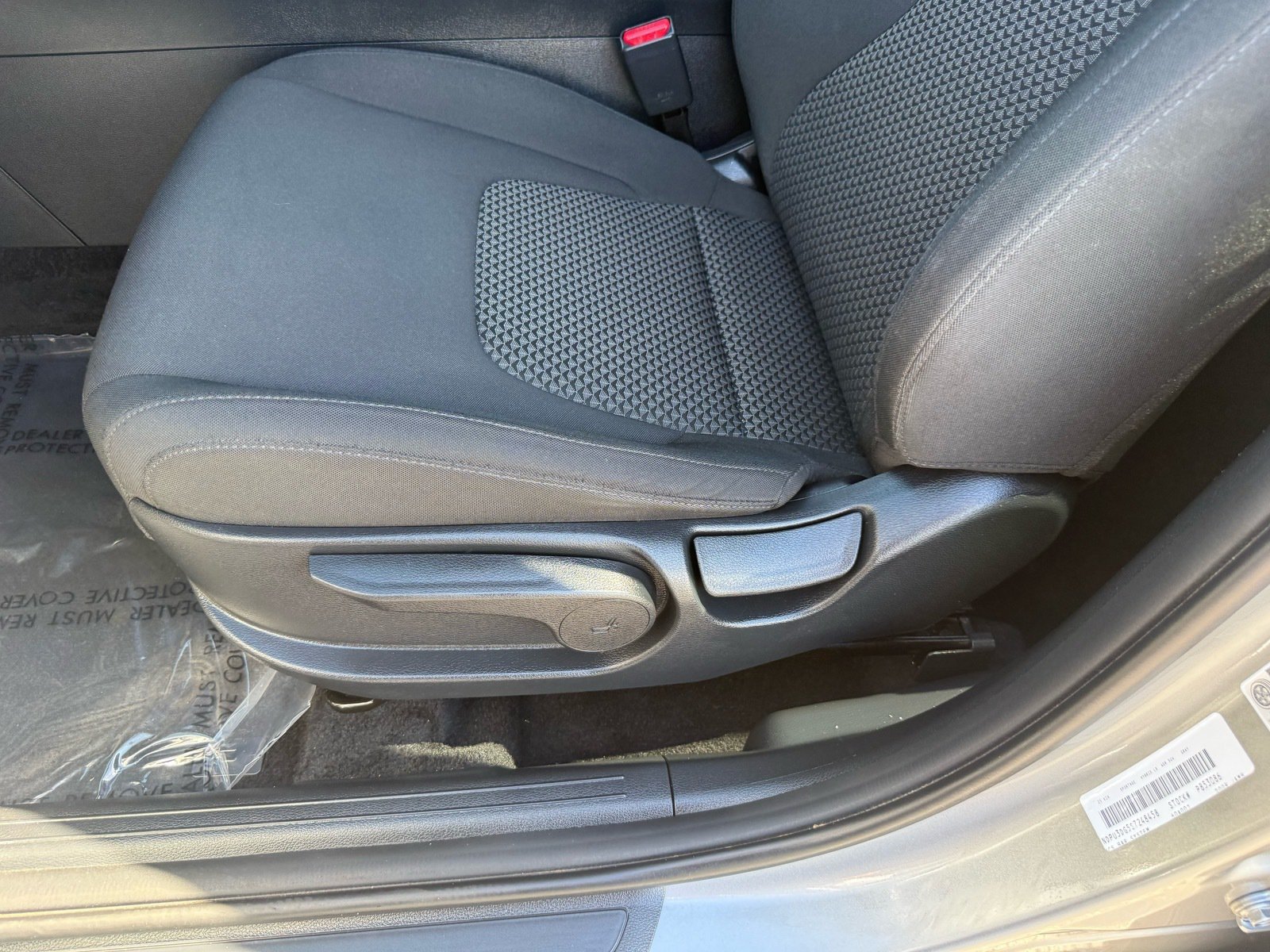 Used 2025 Kia Sportage LX FWD image 14