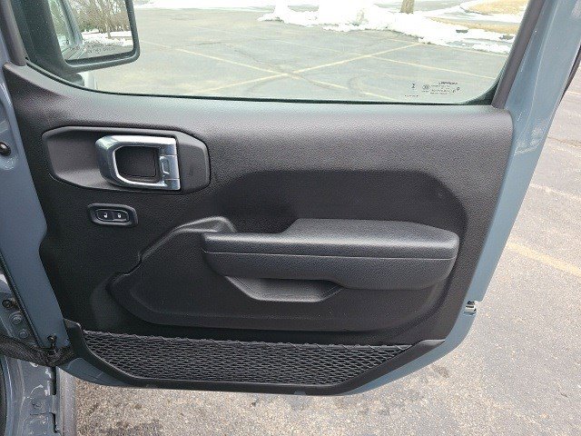 Used 2025 Jeep Wrangler Willys image 15