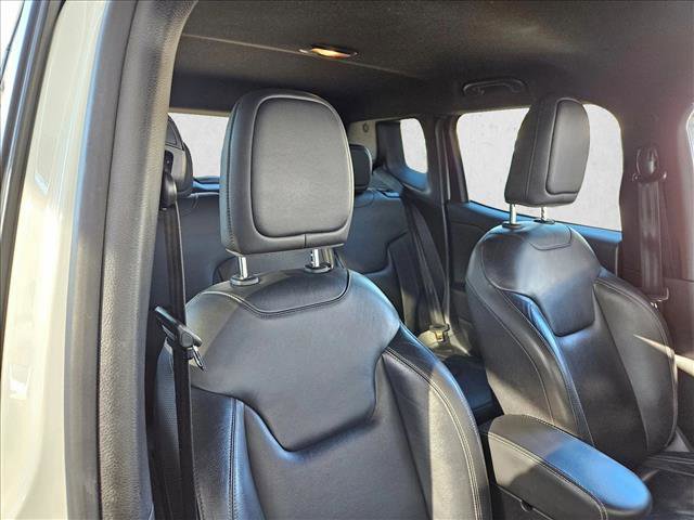 Used 2019 Jeep Renegade Limited w/ Quick Order Package 22P image 23