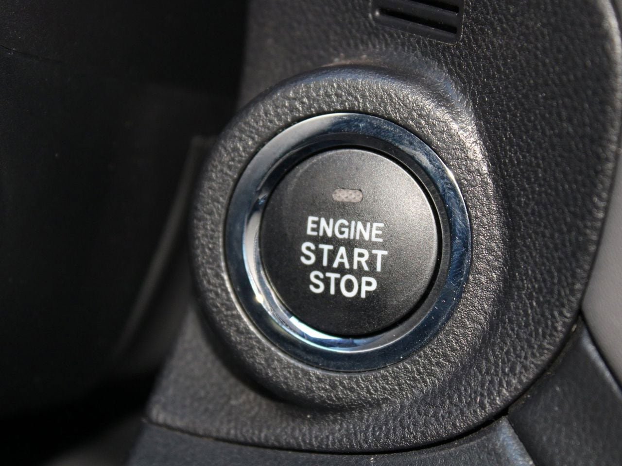 Used 2025 Subaru Outback Onyx Edition image 28