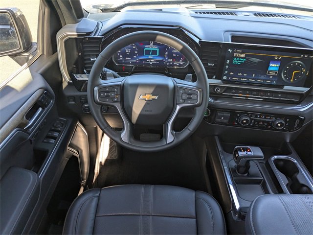 Used 2023 Chevrolet Silverado 1500 High Country image 17