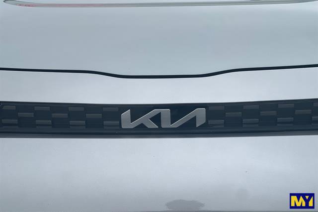 Used 2025 Kia Soul LX image 36