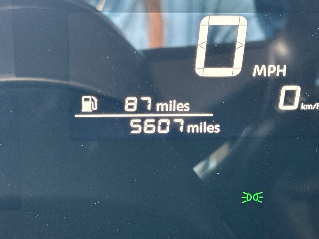 Certified 2025 Nissan Kicks SV FWD image 25