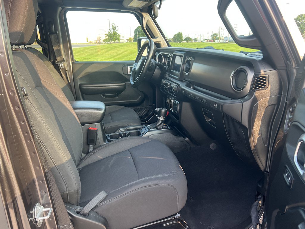 Used 2018 Jeep Wrangler Unlimited Sport S image 15