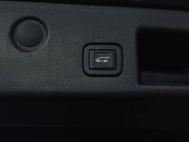 Used 2023 Chevrolet Equinox LT image 12