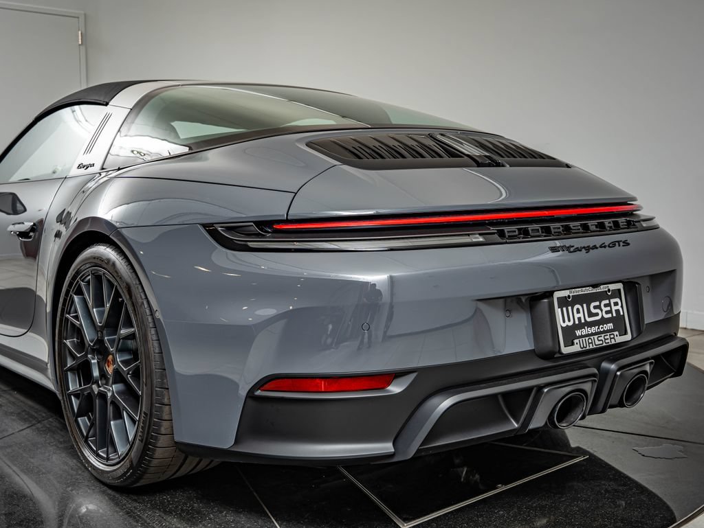 Certified 2026 Porsche 911 Targa 4 GTS AWD/4WD image 24
