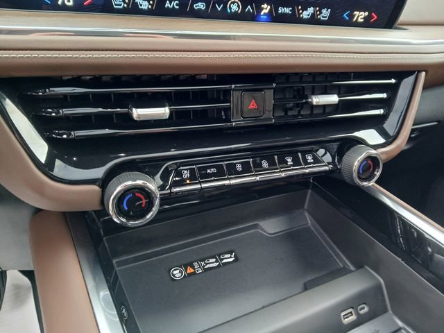 Certified 2025 Chevrolet Suburban High Country w/ Sun And Tow Package image 31