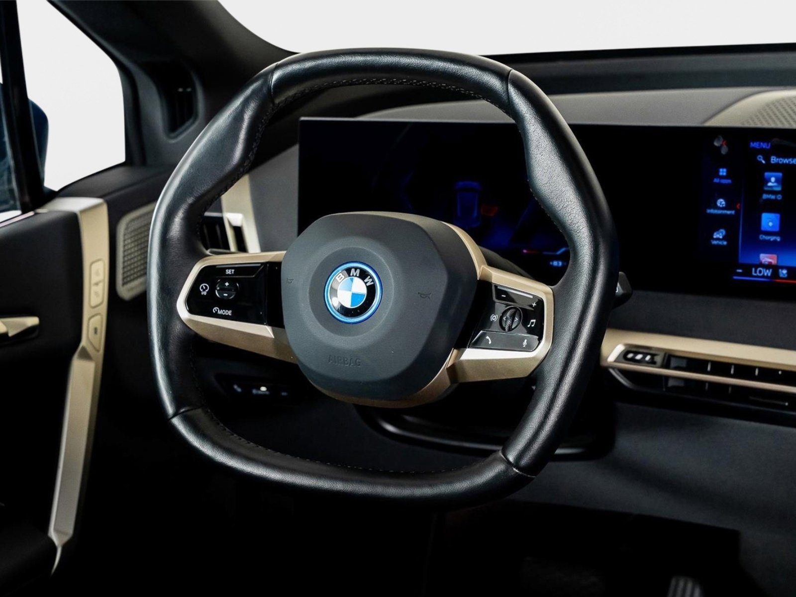 Used 2024 BMW iX M60 image 66