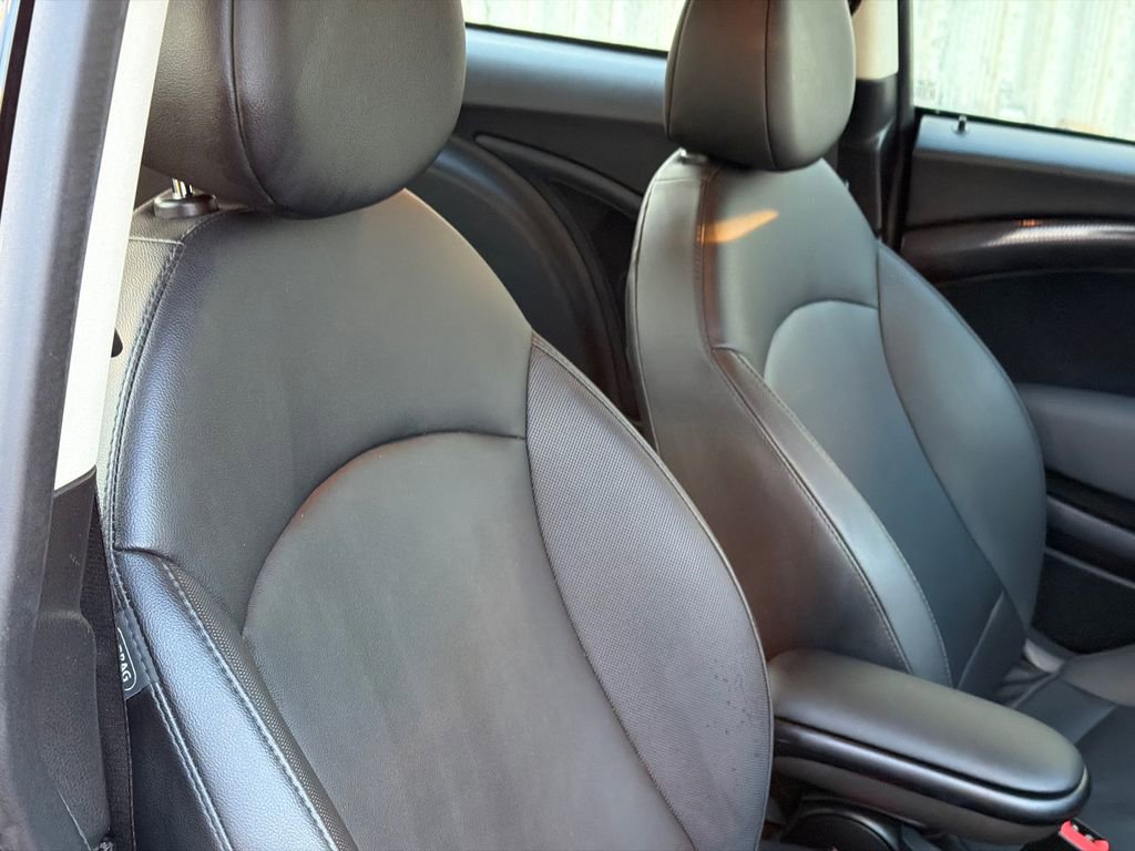 Used 2012 MINI Cooper S image 10