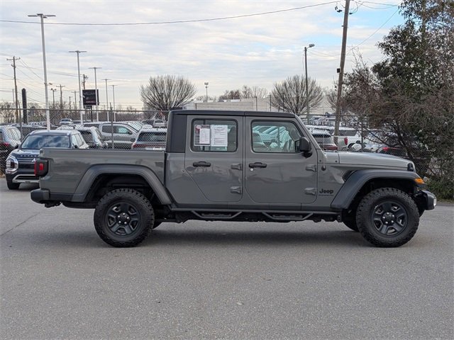 Used 2023 Jeep Gladiator Sport image 2