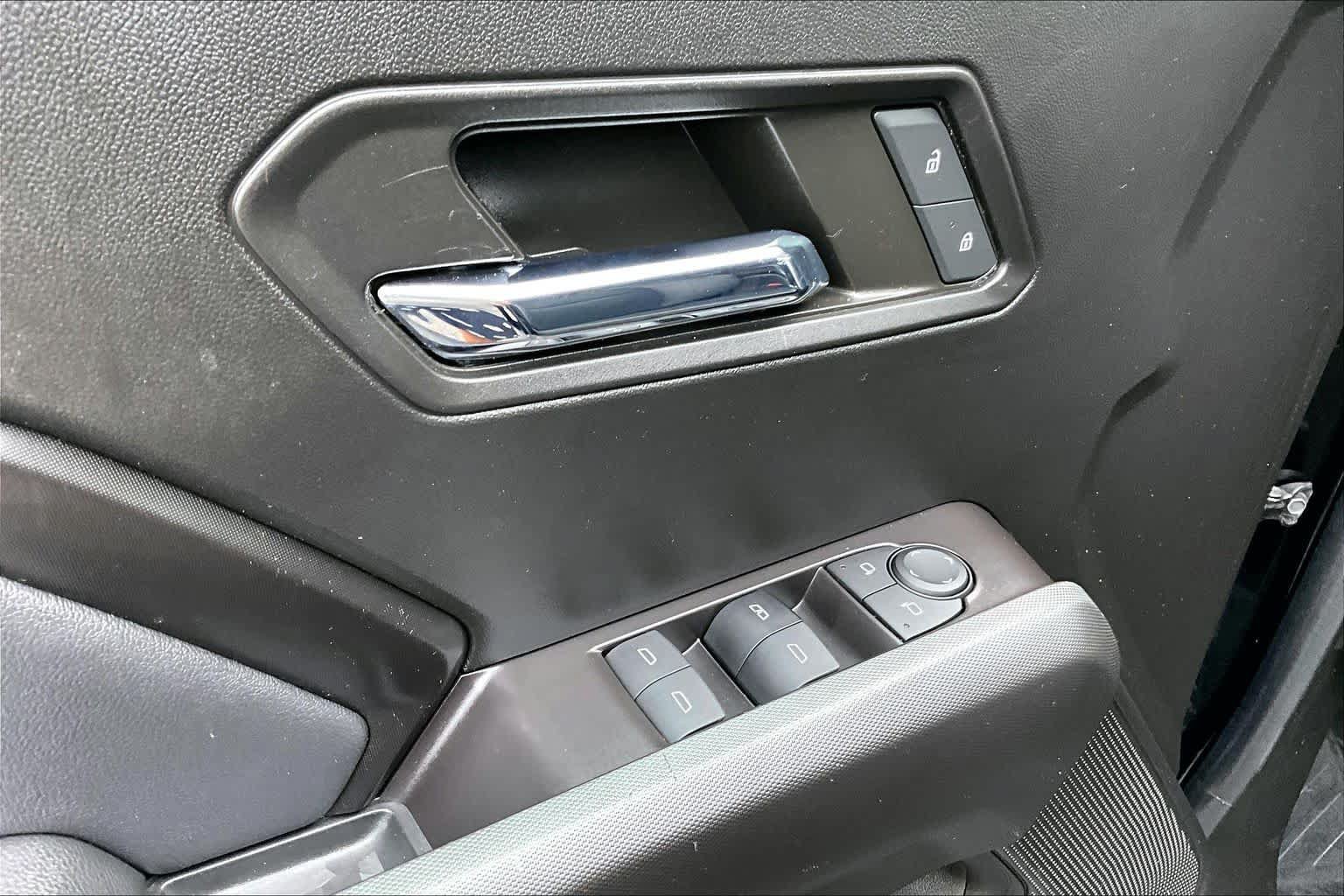 Used 2024 GMC Canyon Elevation w/ Elevation Premium Package AWD/4WD image 31