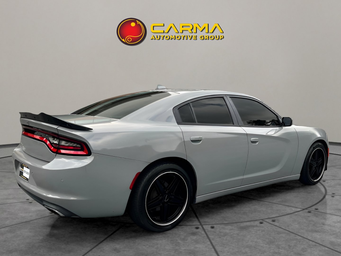 Used 2016 Dodge Charger R/T image 5