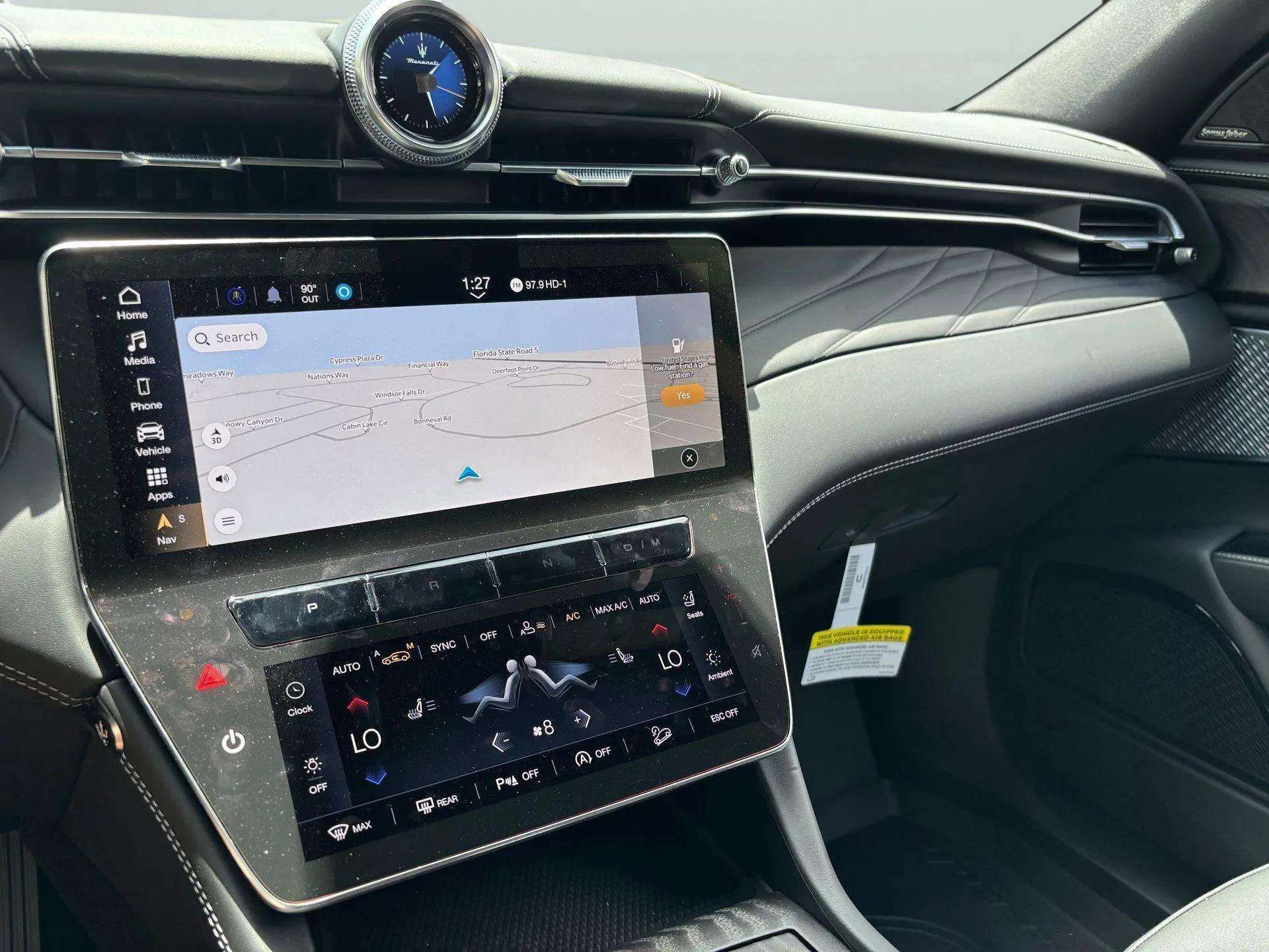 New 2025 Maserati Grecale GT image 25