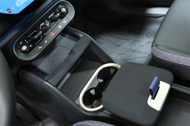 Certified 2025 MINI Cooper Countryman S image 18