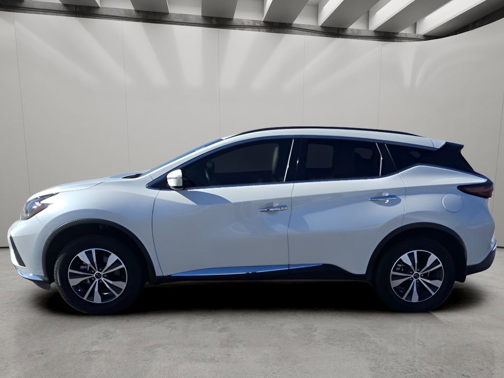 Used 2024 Nissan Murano SV image 2