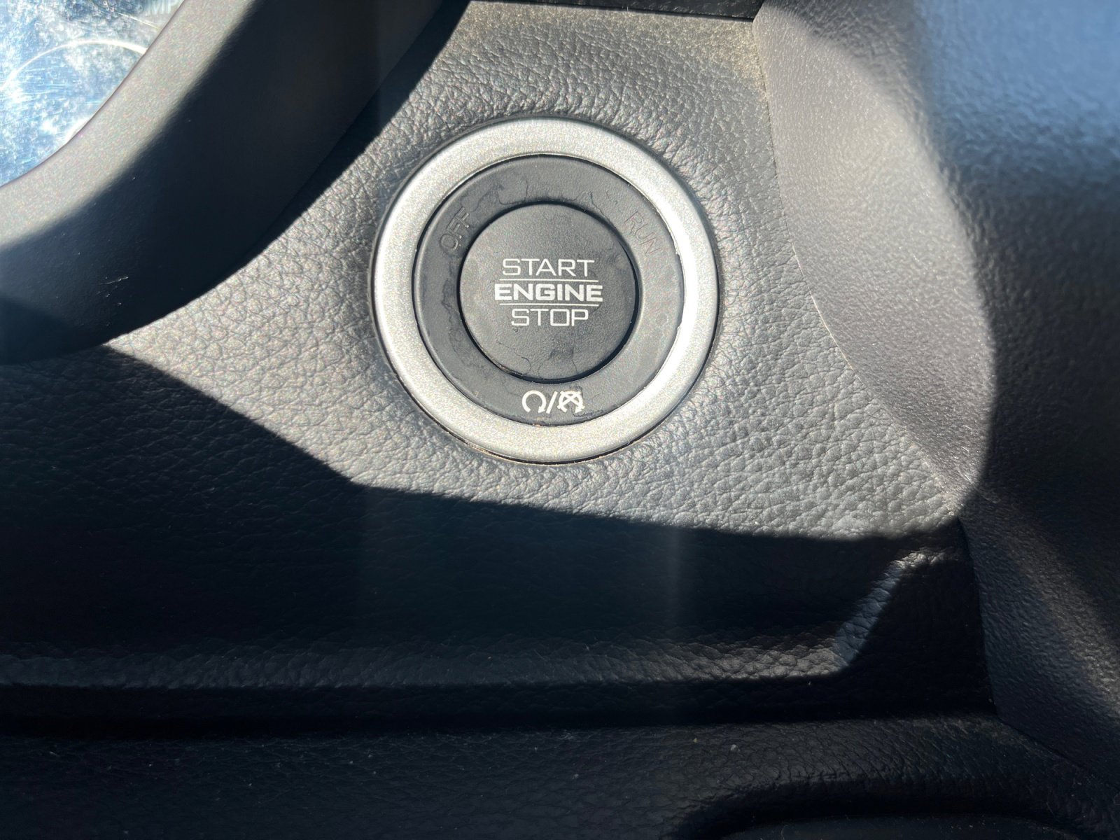 Certified 2025 RAM 1500 Big Horn image 30