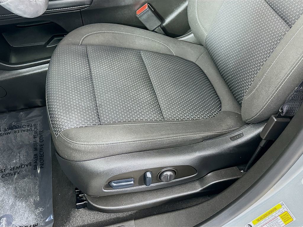 Used 2023 GMC Acadia SLE w/ Driver Convenience Package image 27