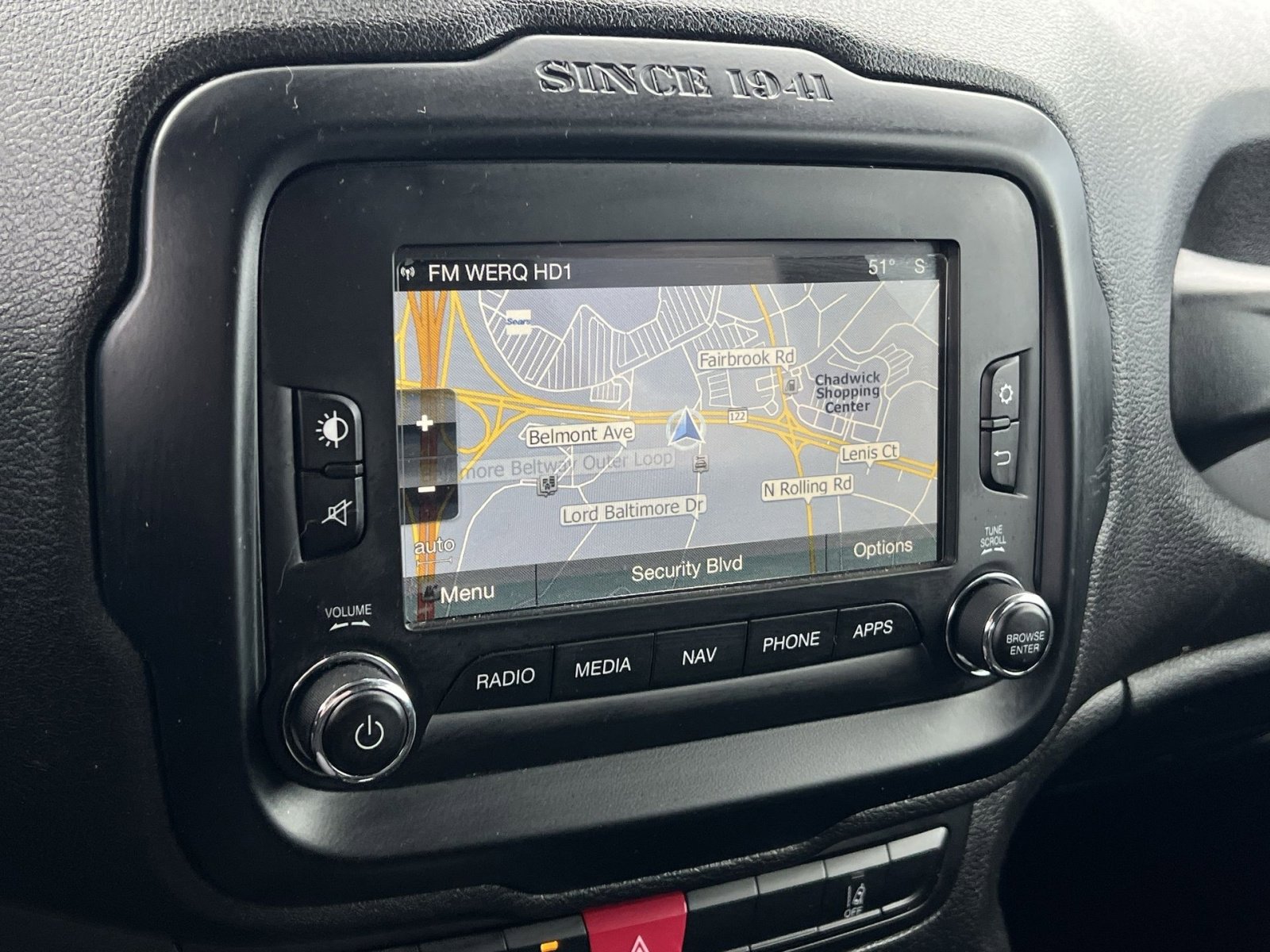 Used 2017 Jeep Renegade Latitude image 18