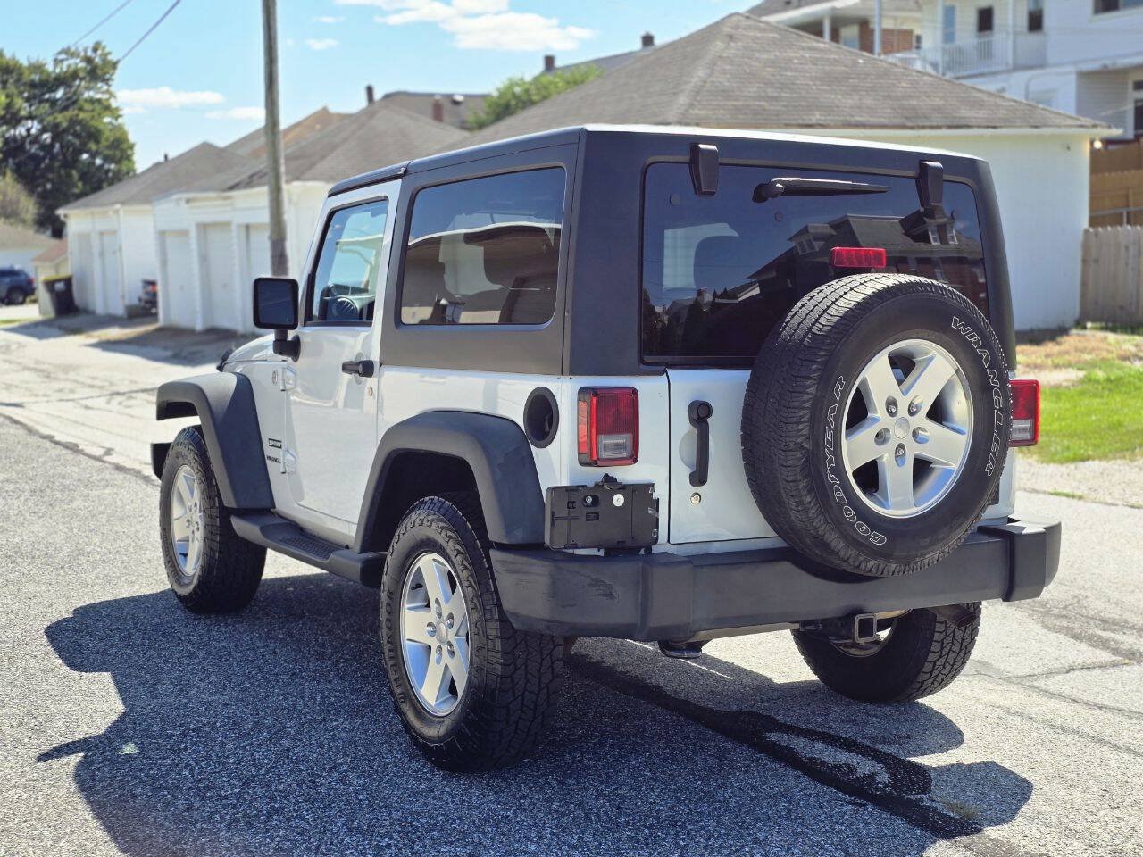 Used 2014 Jeep Wrangler Sport w/ Quick Order Package 24S AWD/4WD image 7