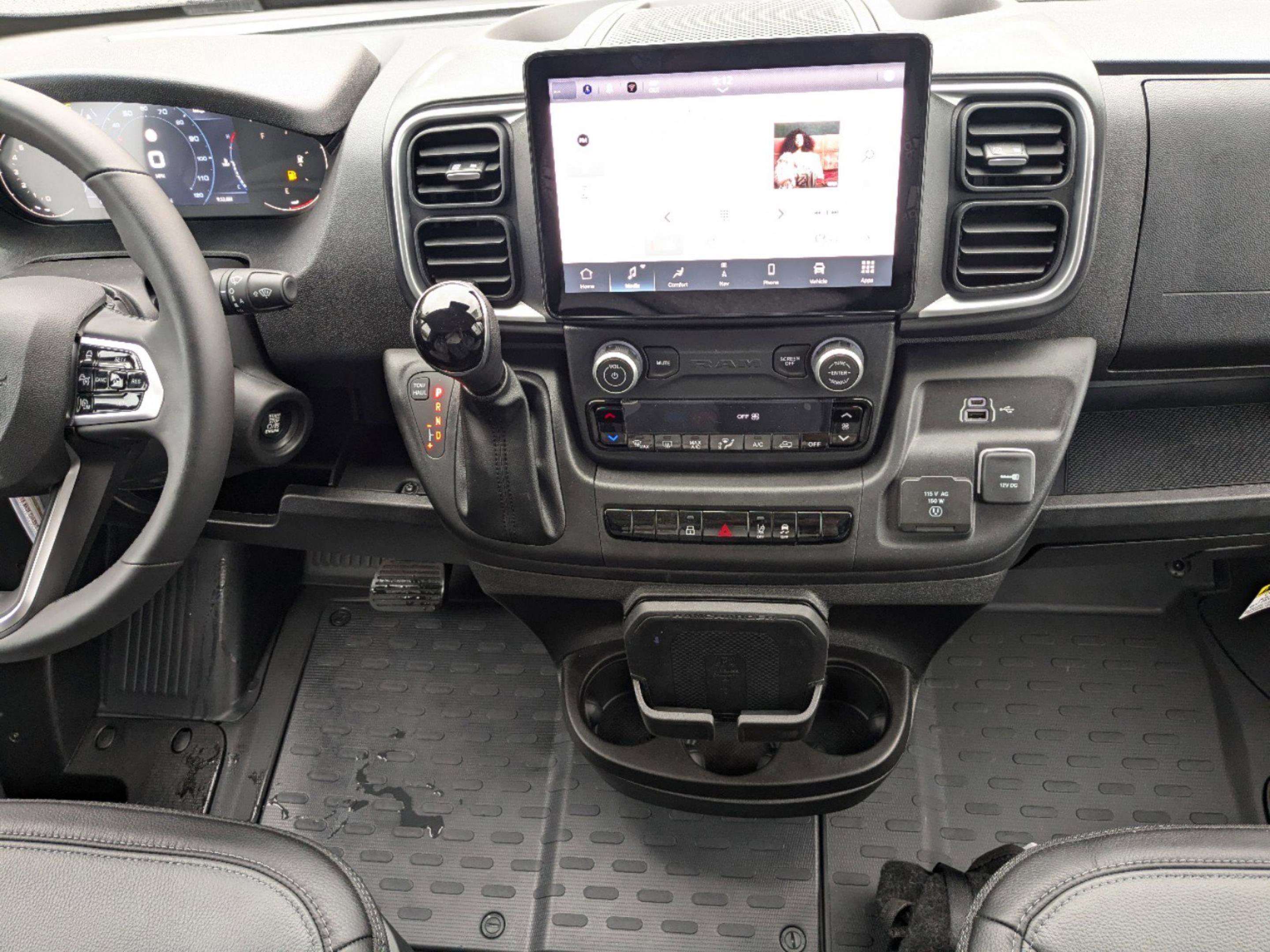 New 2025 RAM ProMaster 3500 w/ Quick Order Package 22H SLT+ image 13