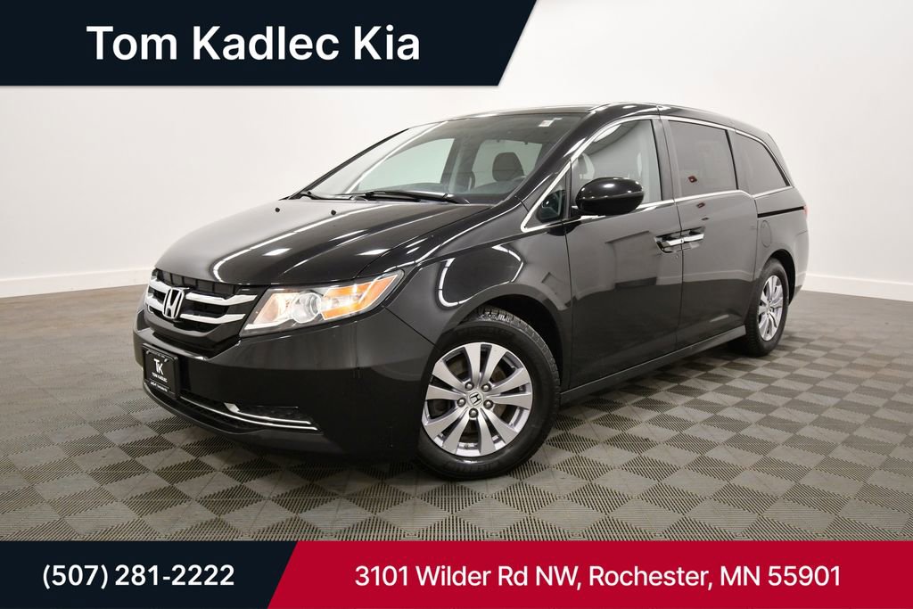Used 2016 Honda Odyssey SE image 1