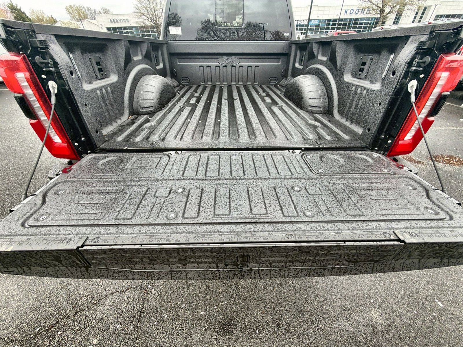 New 2026 Ford F250 Lariat w/ Black Appearance Package AWD/4WD image 34
