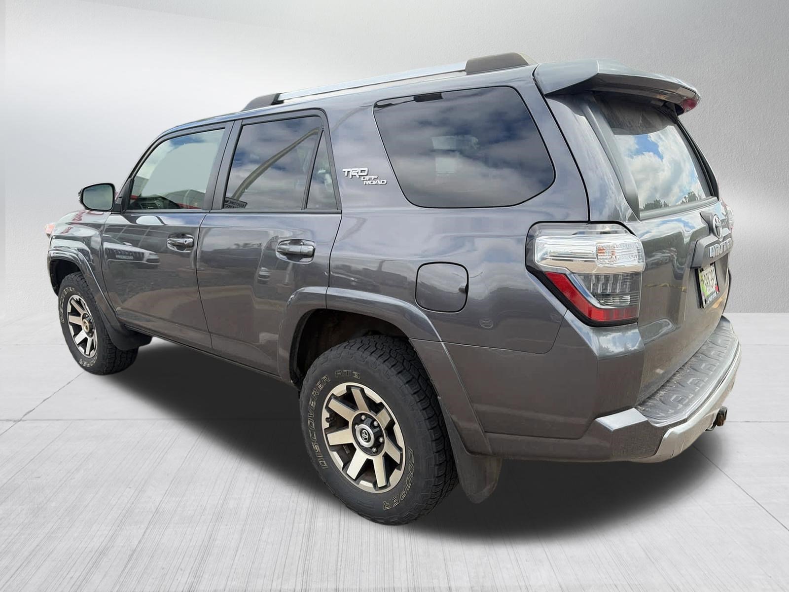 Used 2017 Toyota 4Runner TRD Off-Road Premium AWD/4WD image 12
