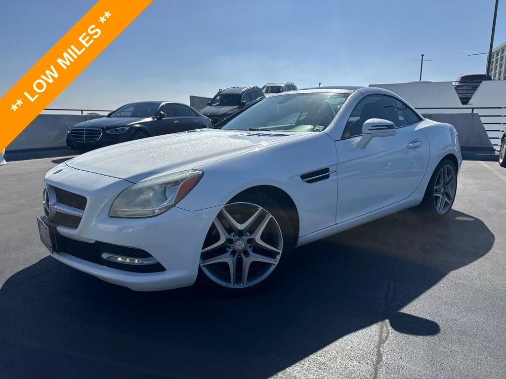 Certified 2016 Mercedes-Benz SLK 300 image 1