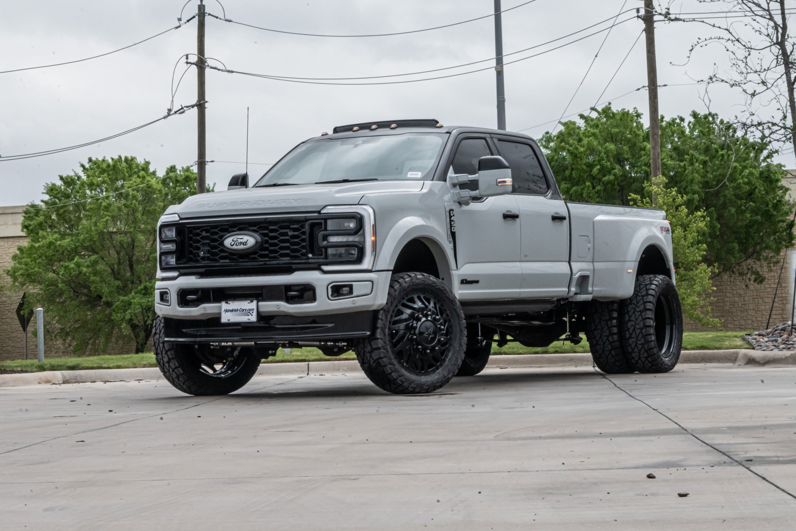 Used 2026 Ford F450 Platinum w/ Platinum Plus Package image 5