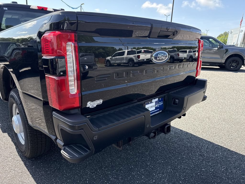 New 2025 Ford F350 XL w/ 360-Degree Camera Package RWD image 18