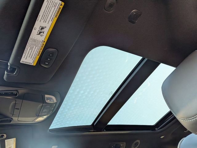 New 2026 Chrysler Pacifica Limited w/ S Appearance Package image 10