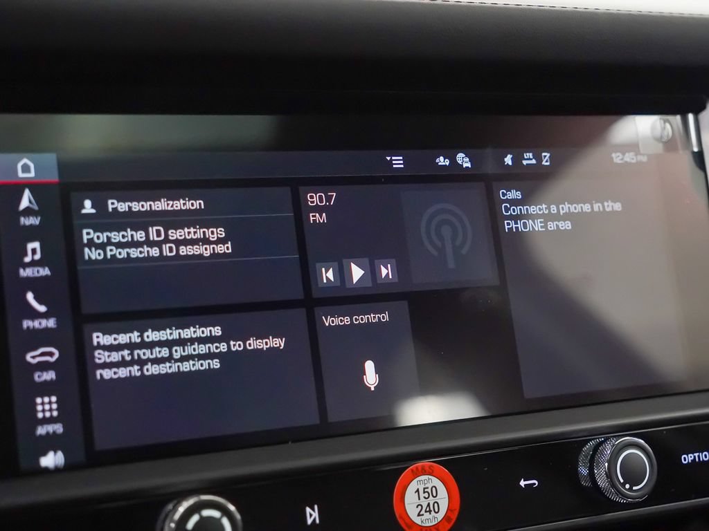 Certified 2026 Porsche Macan Turbo AWD/4WD image 27