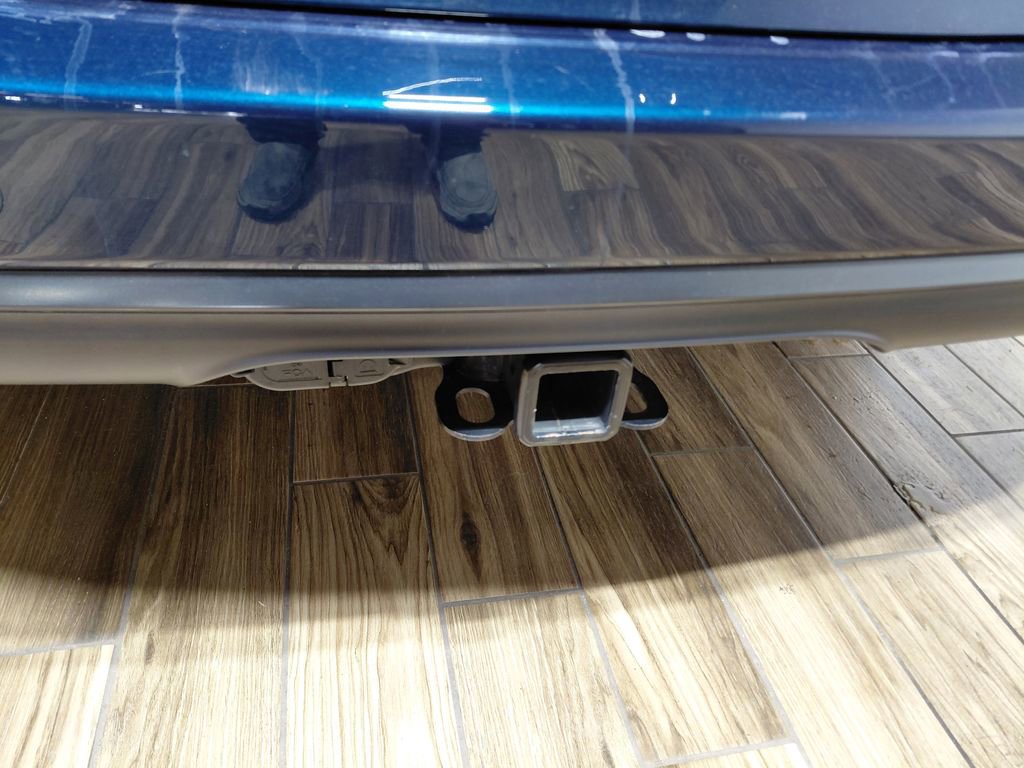 Used 2025 Chrysler Pacifica Limited w/ Trailer Tow Group AWD/4WD image 29