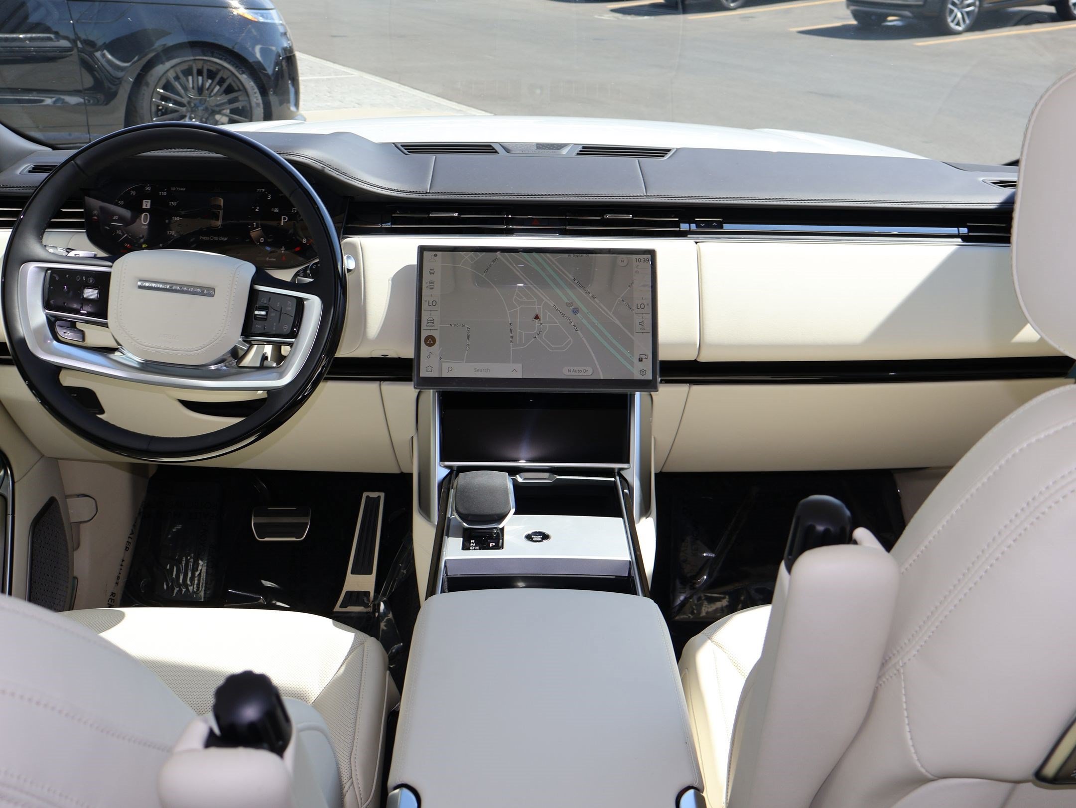 New 2026 Land Rover Range Rover Autobiography AWD/4WD image 27