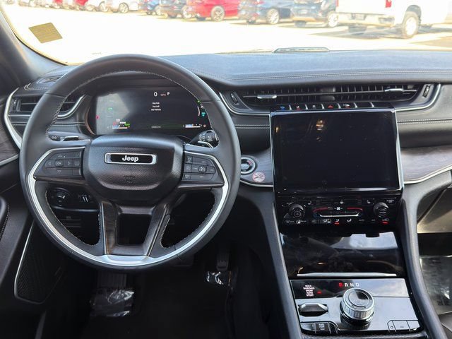 Used 2024 Jeep Grand Cherokee Limited 4xe AWD/4WD image 30