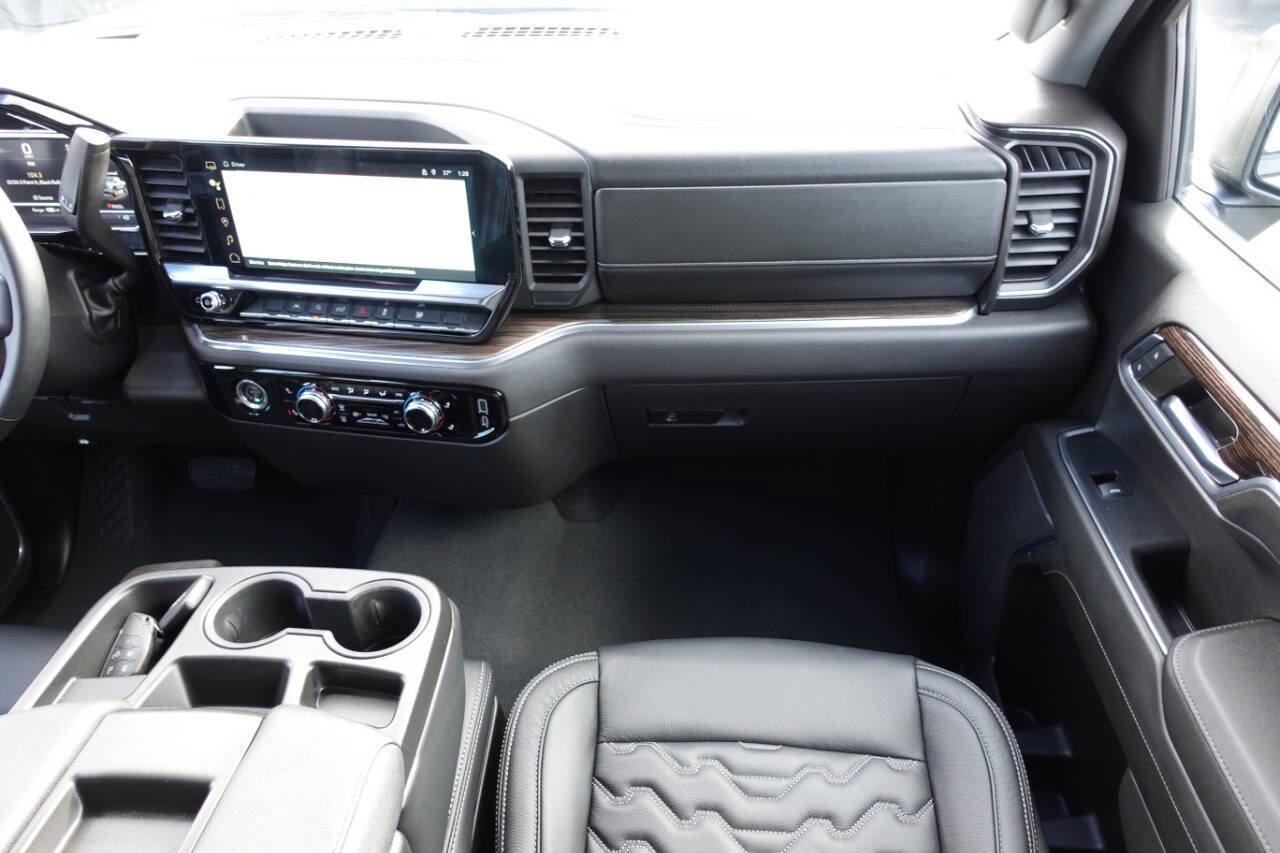 Used 2024 GMC Sierra 1500 Elevation AWD/4WD image 39