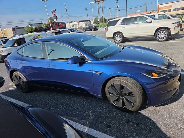 Used 2025 Tesla Model 3 Long Range RWD image 7