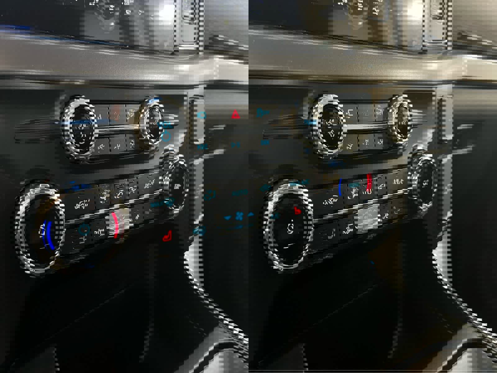 New 2026 Ford F150 XLT w/ Equipment Group 302A MID image 25