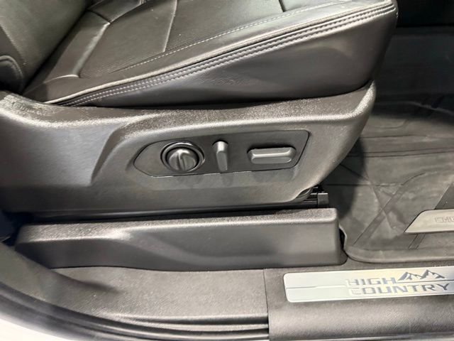 Used 2021 Chevrolet Silverado 1500 High Country w/ Z71 Off-Road Package image 22