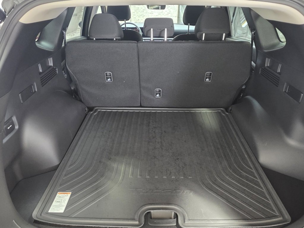 New 2026 Hyundai Tucson SEL image 12