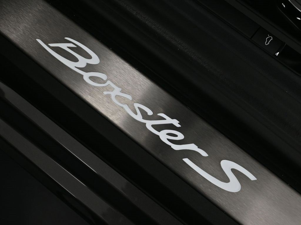 New 2025 Porsche 718 Boxster S image 24